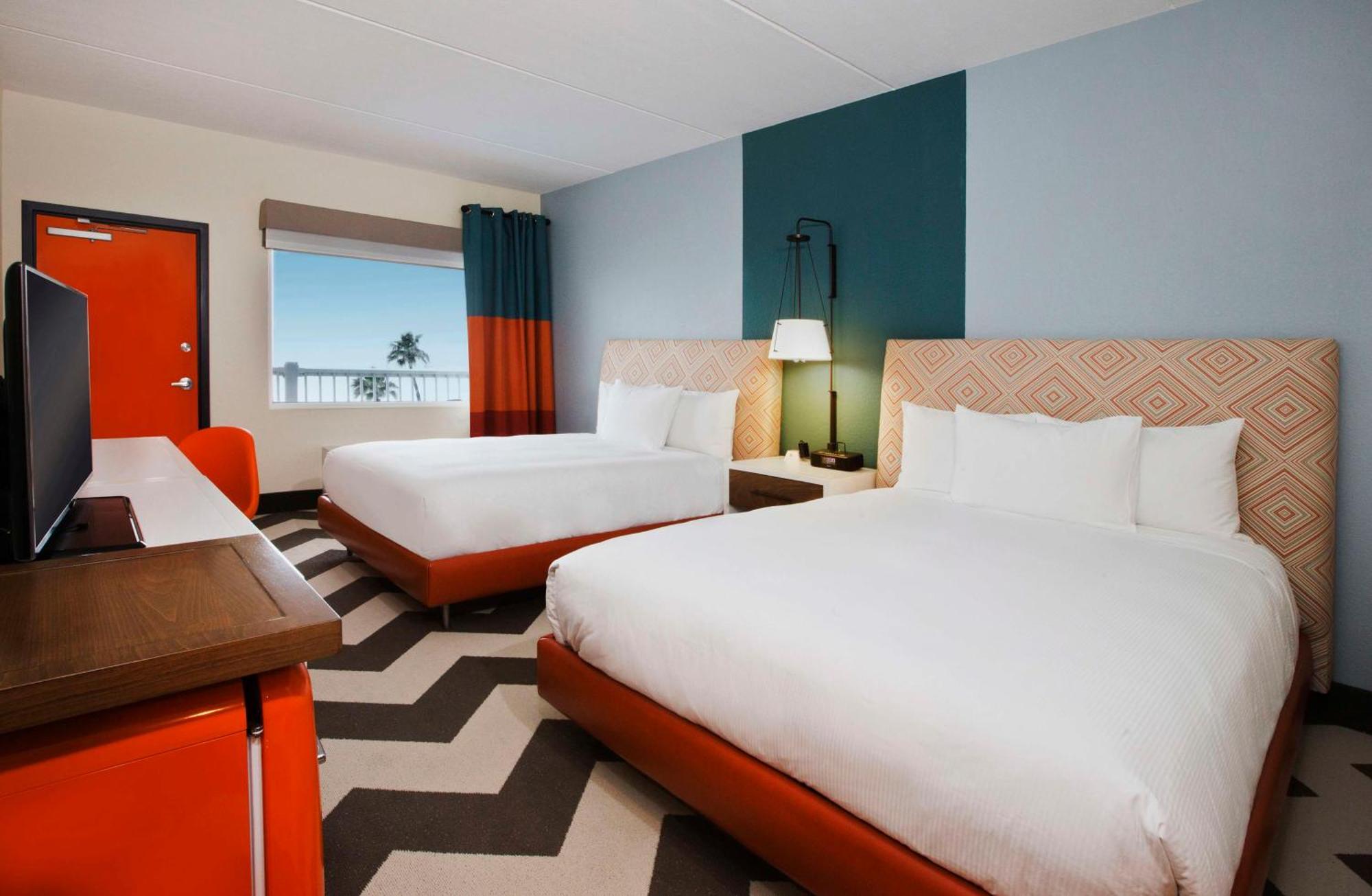 Doubletree By Hilton Galveston Beach Bagian luar foto