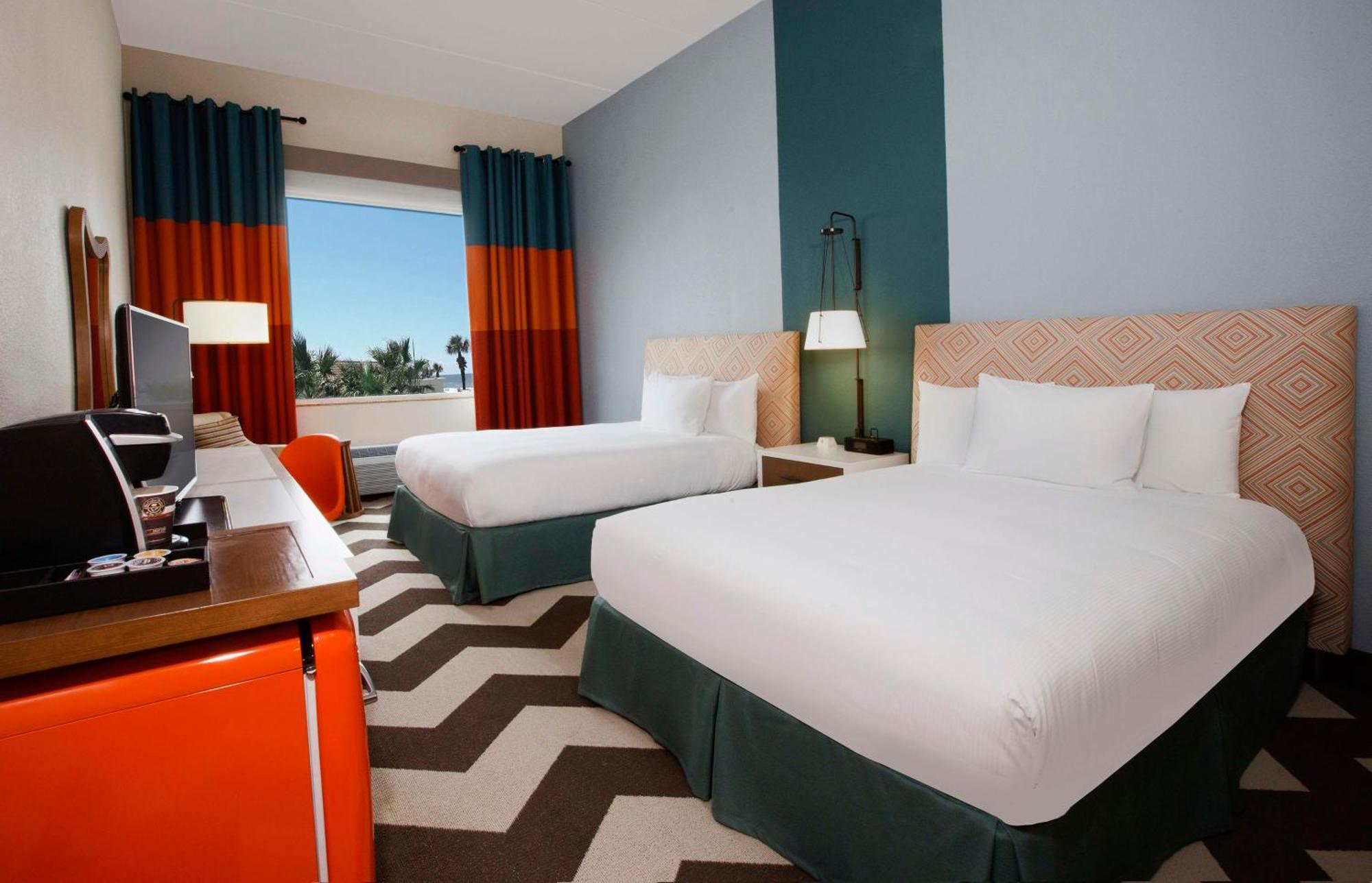 Doubletree By Hilton Galveston Beach Bagian luar foto
