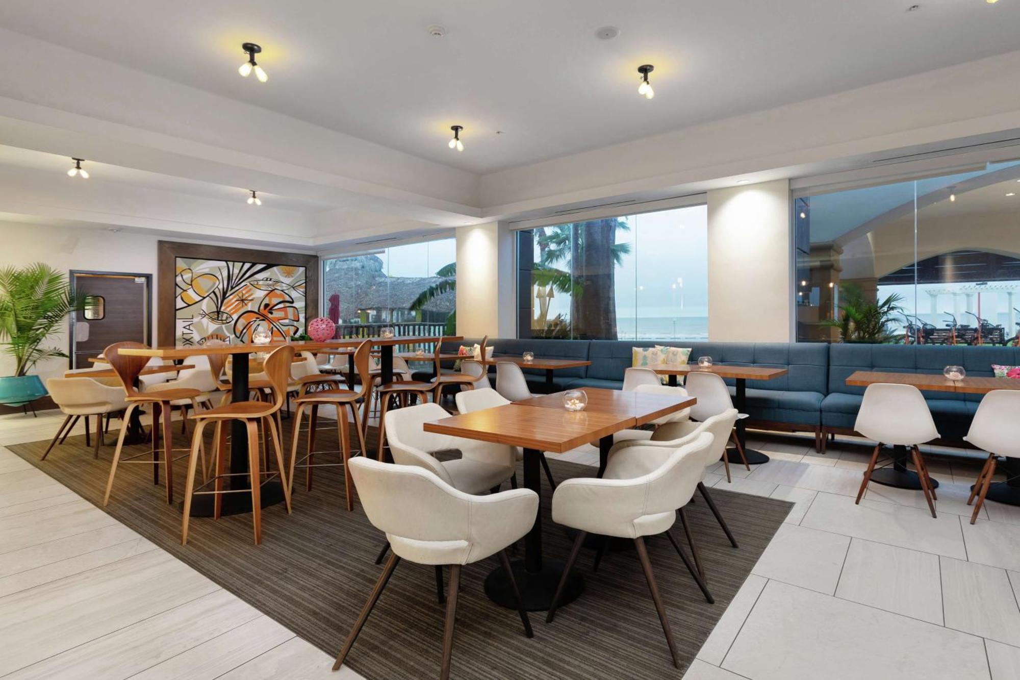 Doubletree By Hilton Galveston Beach Bagian luar foto